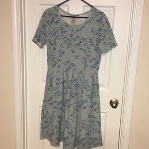 LuLaRoe Amelia